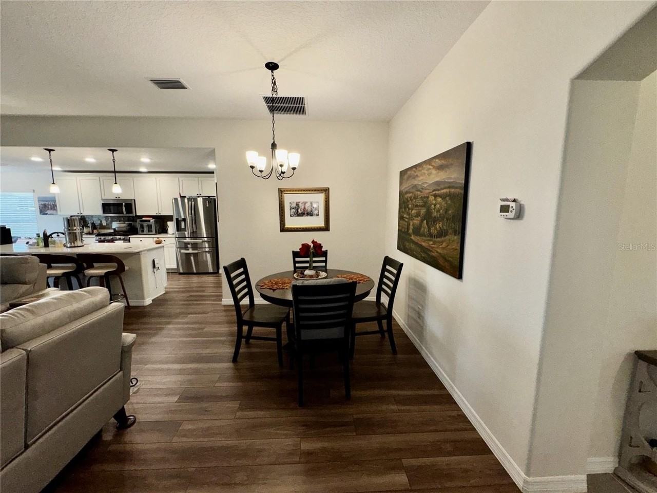 3690 Arlington Ridge Blvd - Photo 5 of 20