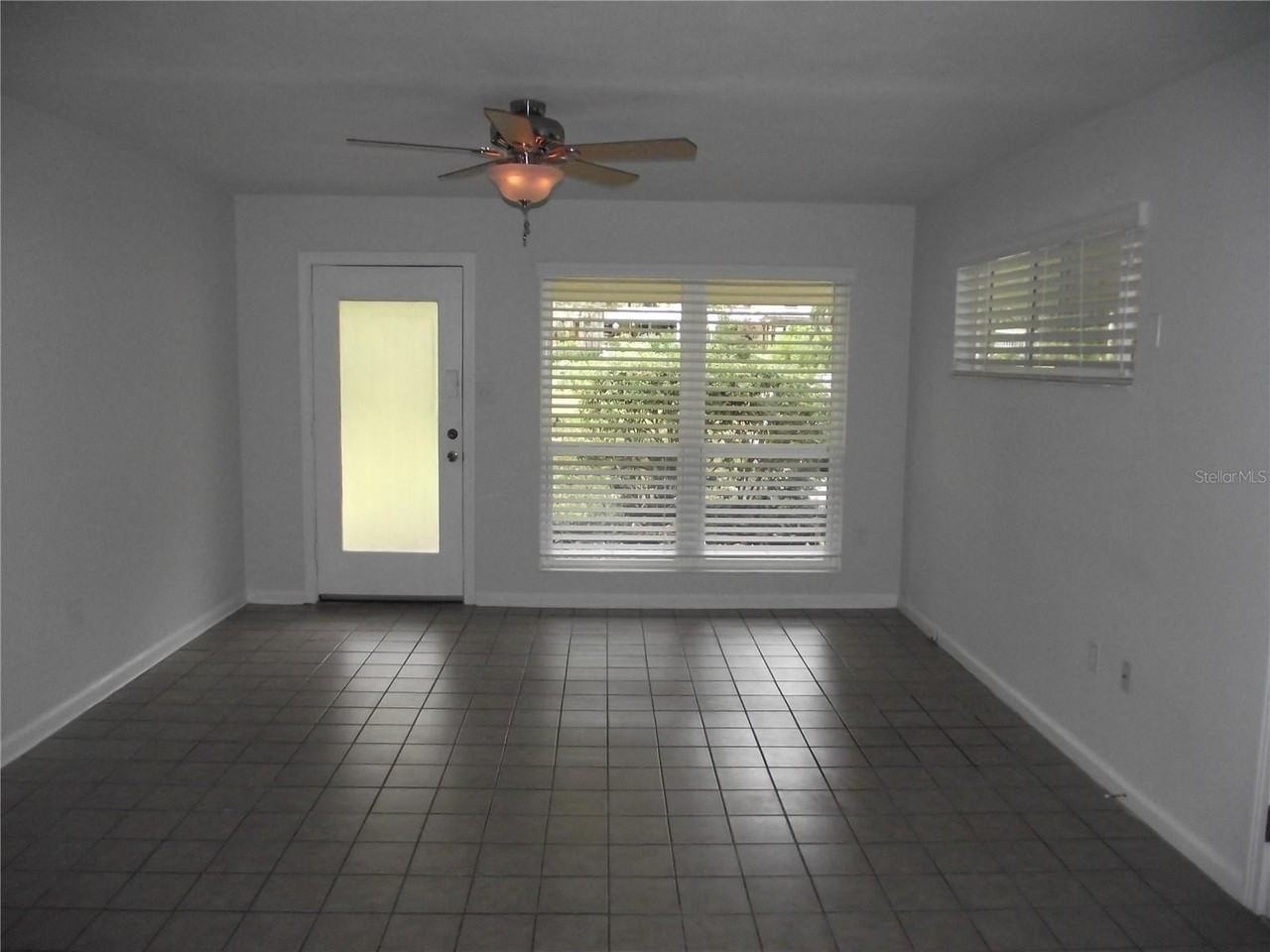 413 Nw 35th Ter - Photo 3 of 17