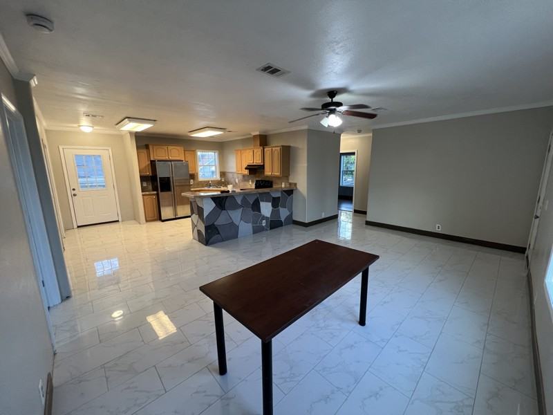 2709 Munster Blvd - Photo 7 of 12
