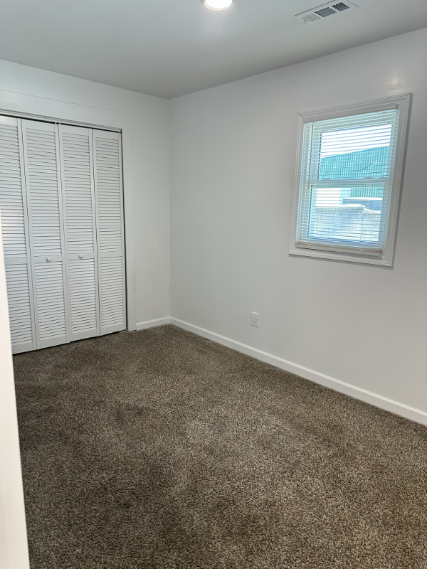 28532 Grayling Ave - Photo 6 of 12