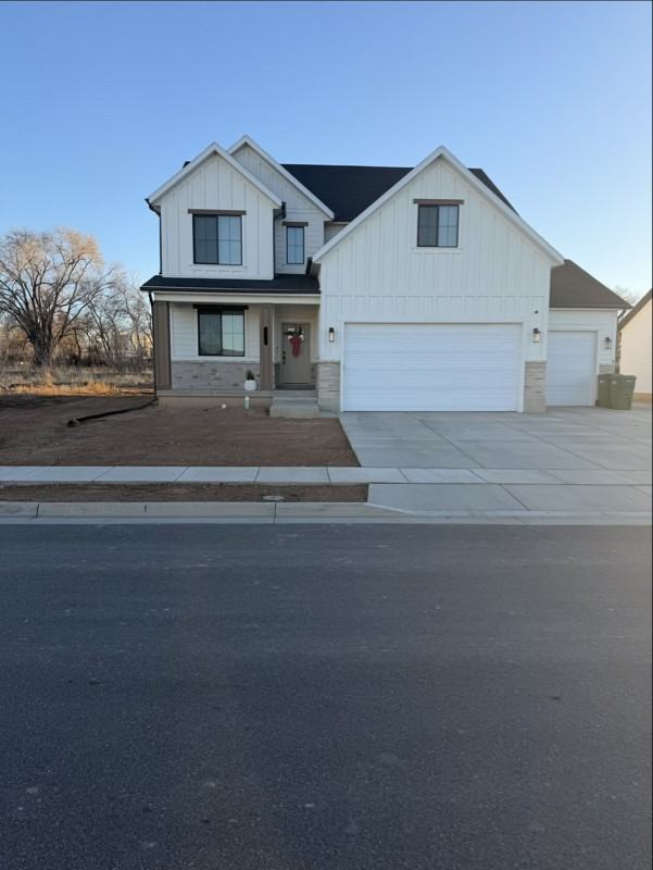 204 N Rick Way - Photo 2 of 17
