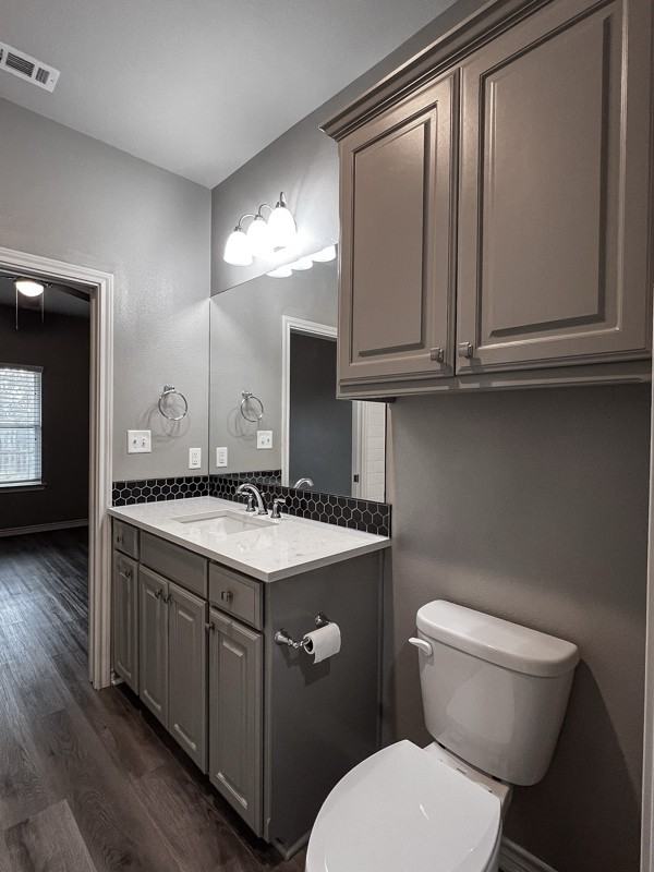 16104 Echo Glen Dr #16104 - Photo 6 of 18