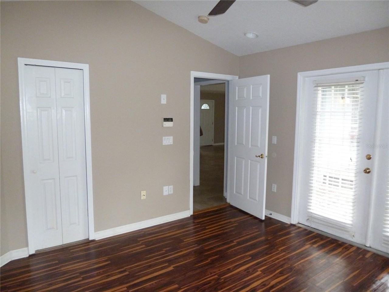 616 E 1st St - Photo 6 of 16