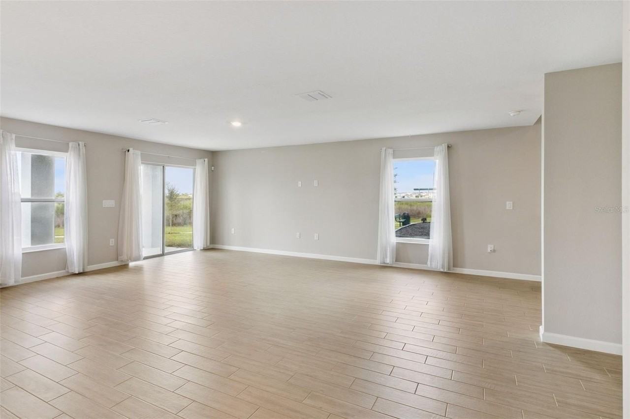 5580 Maddie Dr - Photo 6 of 50