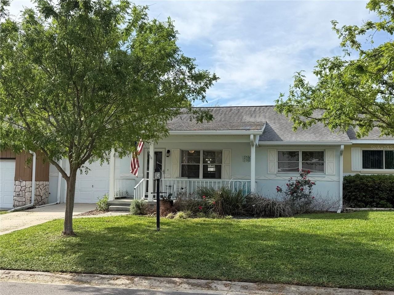 8678 Sw 95th Street Rd #B - Photo 2 of 23