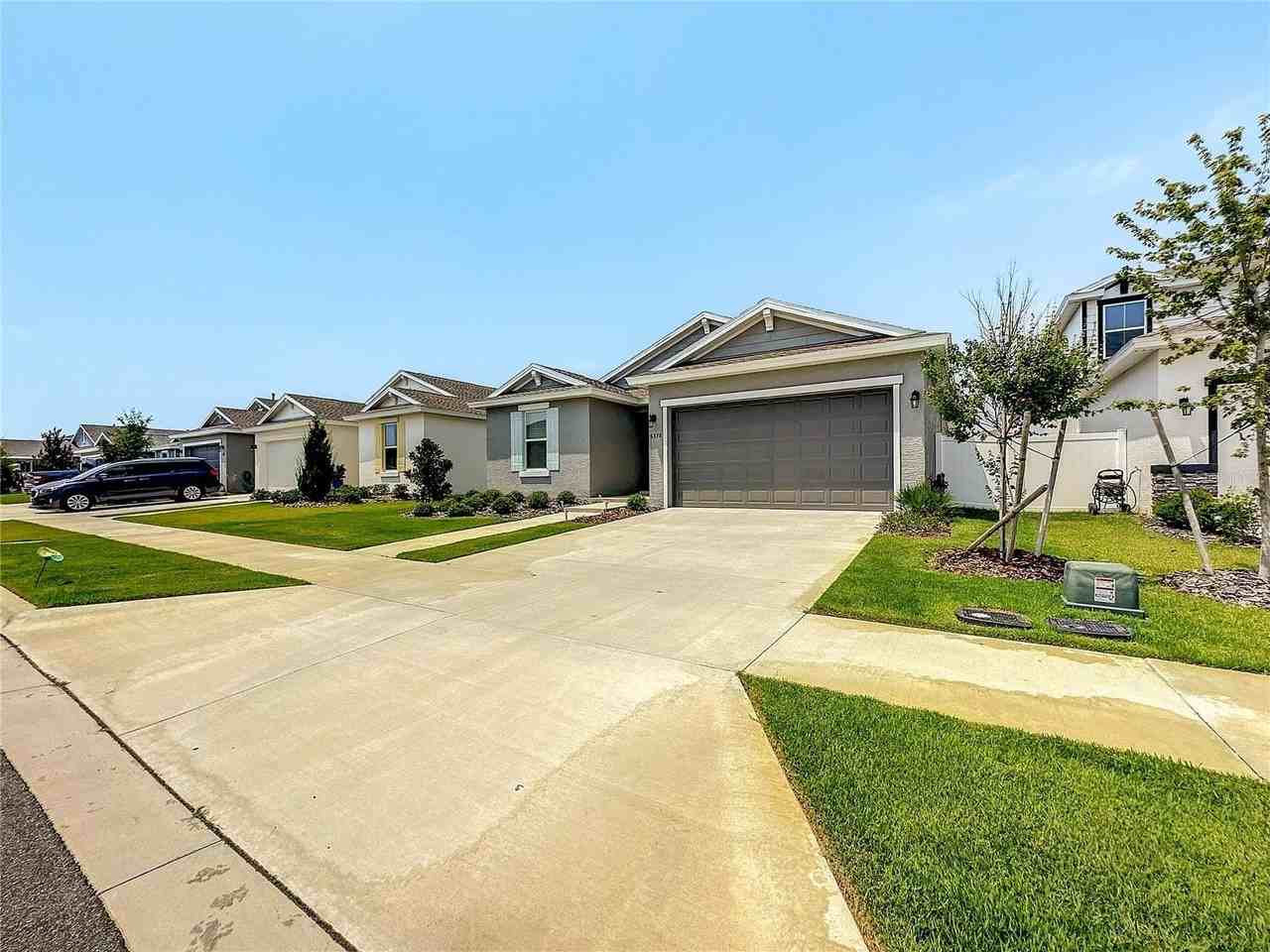 6378 Sw 77th Ave - Photo 3 of 24