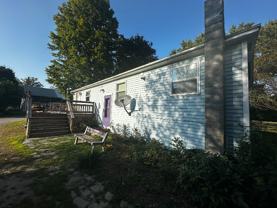 686 S Windsor St - Photo 1 of 1