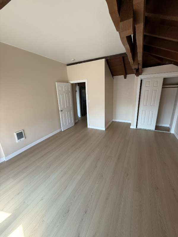 1700 Leroy Ave #12 - Photo 5 of 30