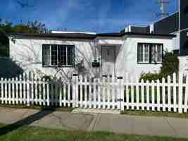 featured image of 10947 Exposition Blvd