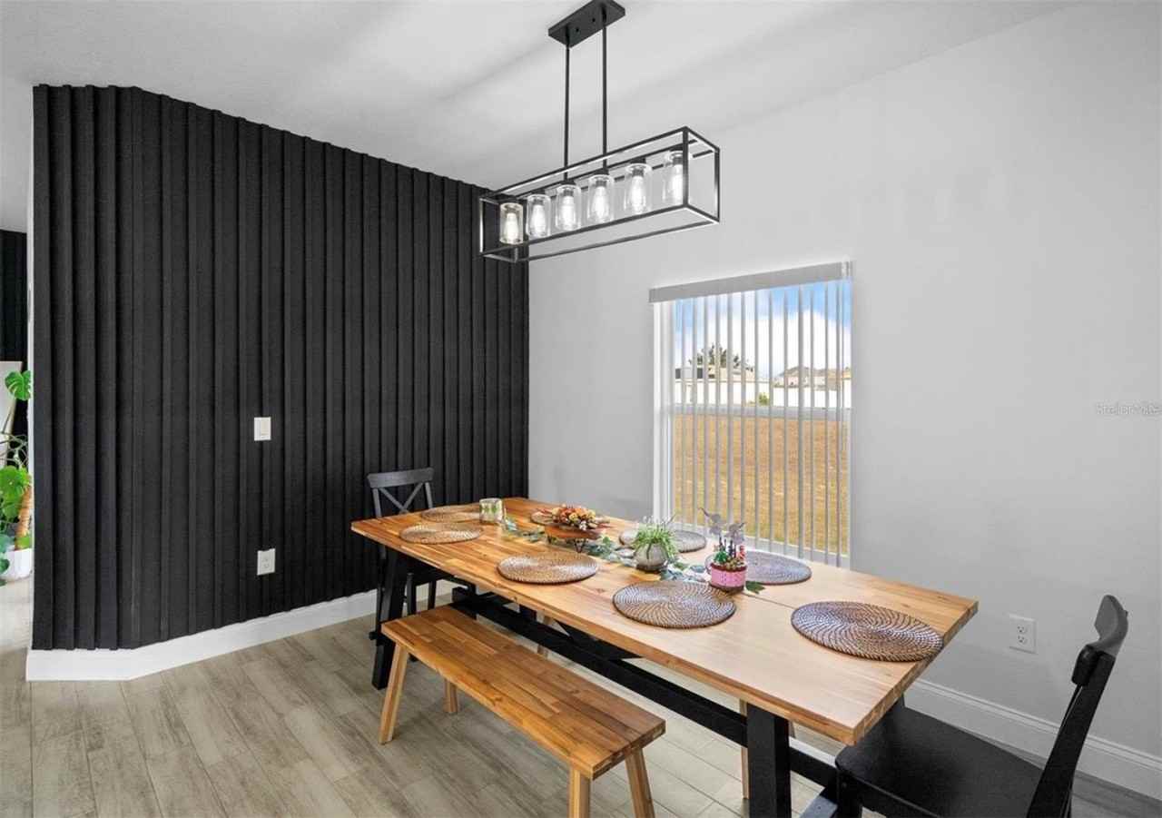 817 Desmoines Pl - Photo 7 of 18