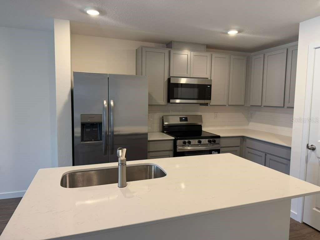 4383 Hazel St - Photo 4 of 21