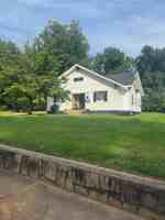 featured image of 425 Saint Andrews St