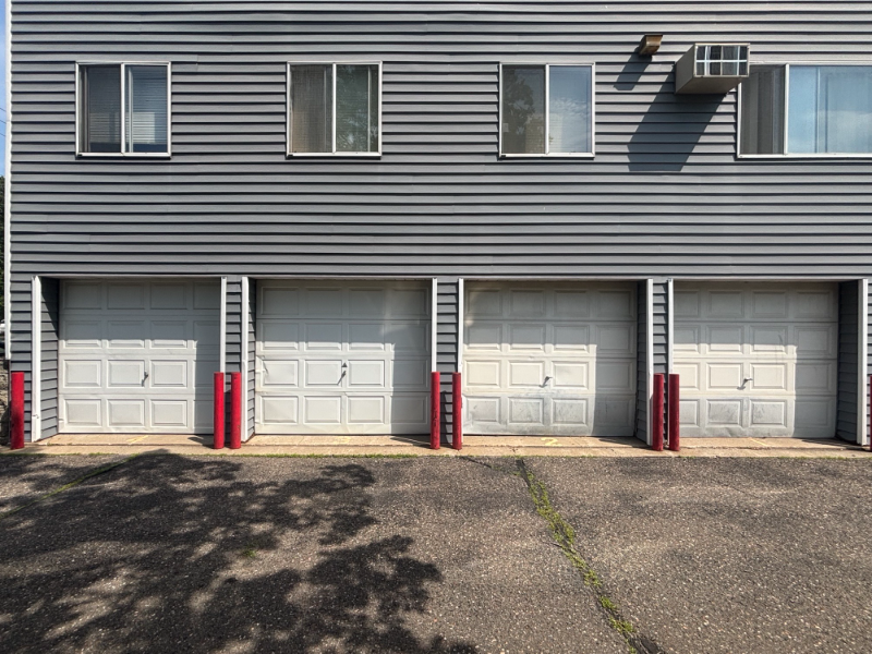 627 5th Ave S #202 - Photo 5 of 7