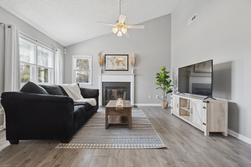 6707 Low Bush Ct - Photo 6 of 22