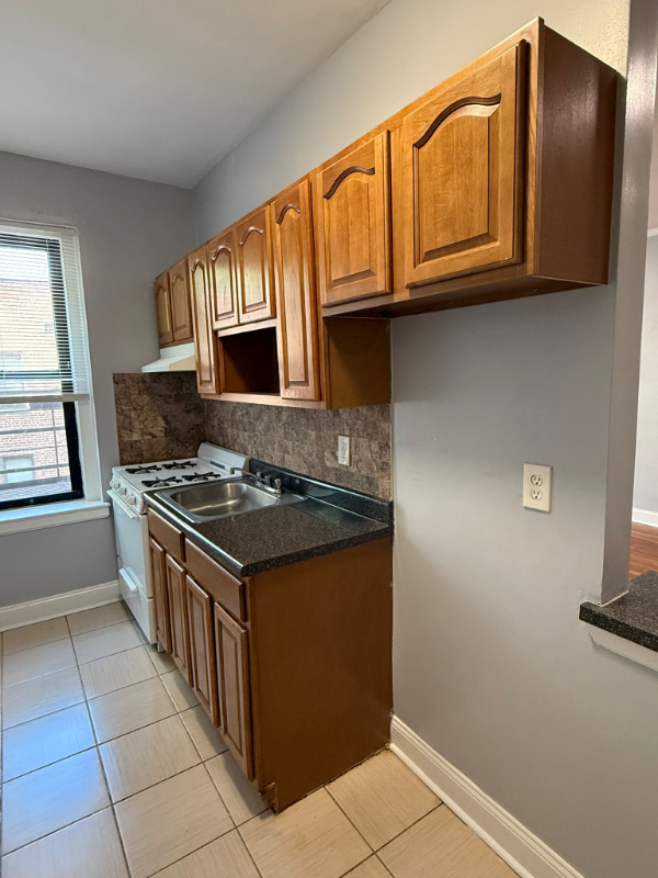 33 S Munn Ave #4F - Photo 5 of 15