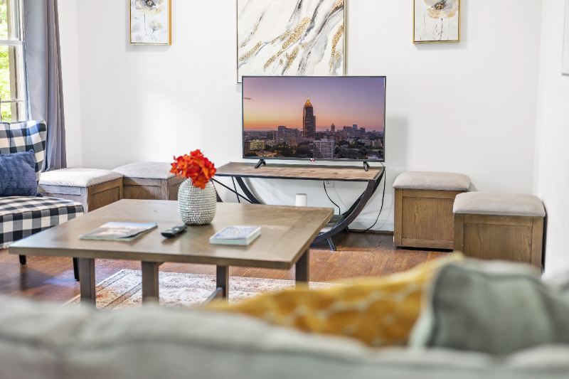 2523 Ben Hill Rd - Photo 3 of 20