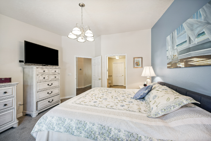 5932 W Ashville Ln - Photo 6 of 20