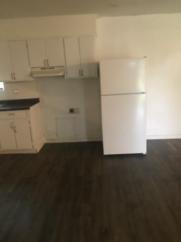 3009 Gaines St - Photo 4 of 7