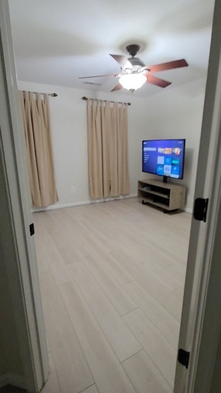 6182 Toledo Pl - Photo 3 of 10