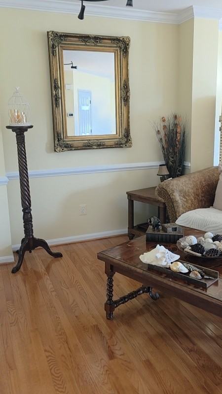 6182 Toledo Pl - Photo 4 of 10