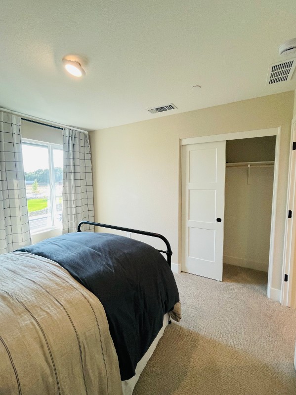 1533 Blackfish Way - Photo 4 of 12