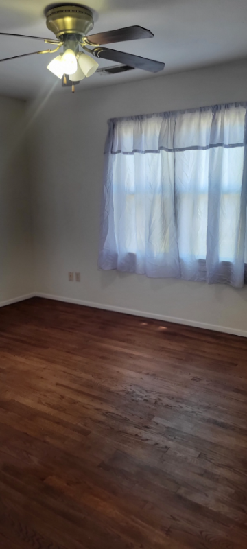 4003 Bowie St - Photo 6 of 20
