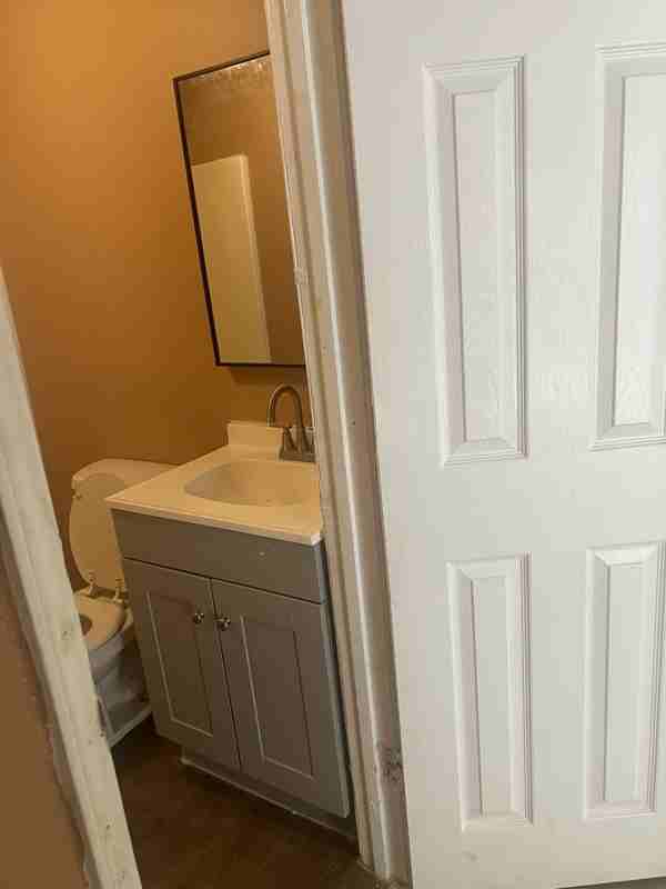 1332 Boston St - Photo 5 of 17