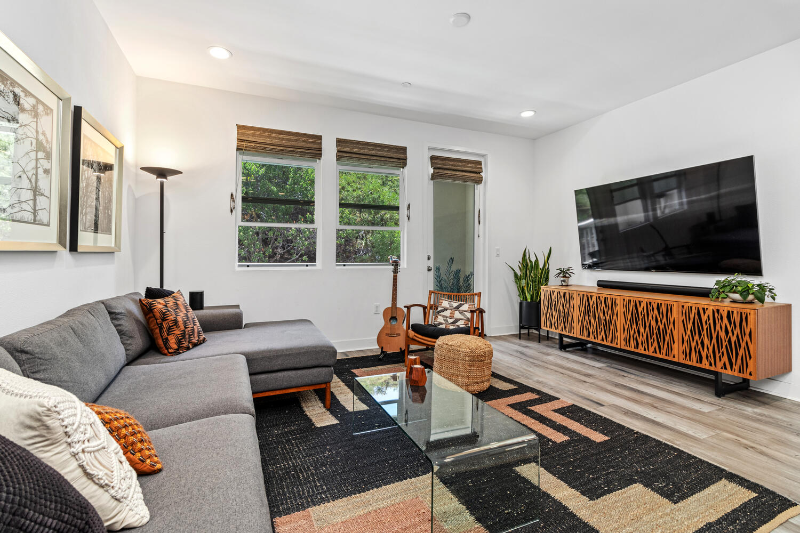 1105 Makena Way - Photo 2 of 36