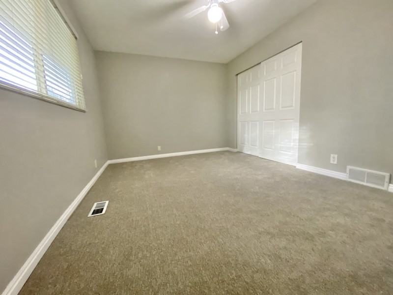 11540 S Sandy Creek Dr - Photo 2 of 16