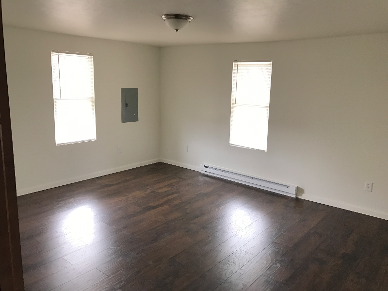 414 Fox St #2 - Photo 5 of 10