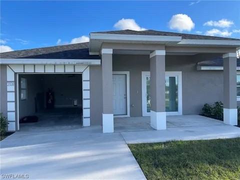 2328 2328/2330 Park Rd #2330PARKRD - Photo 2 of 20