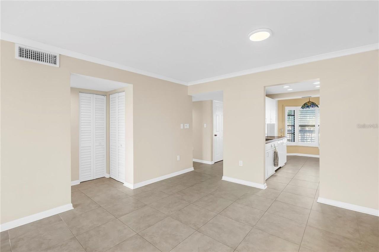 1320 Pasadena Ave S #203 - Photo 2 of 19