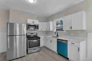 featured image of 77 Vinton St #1