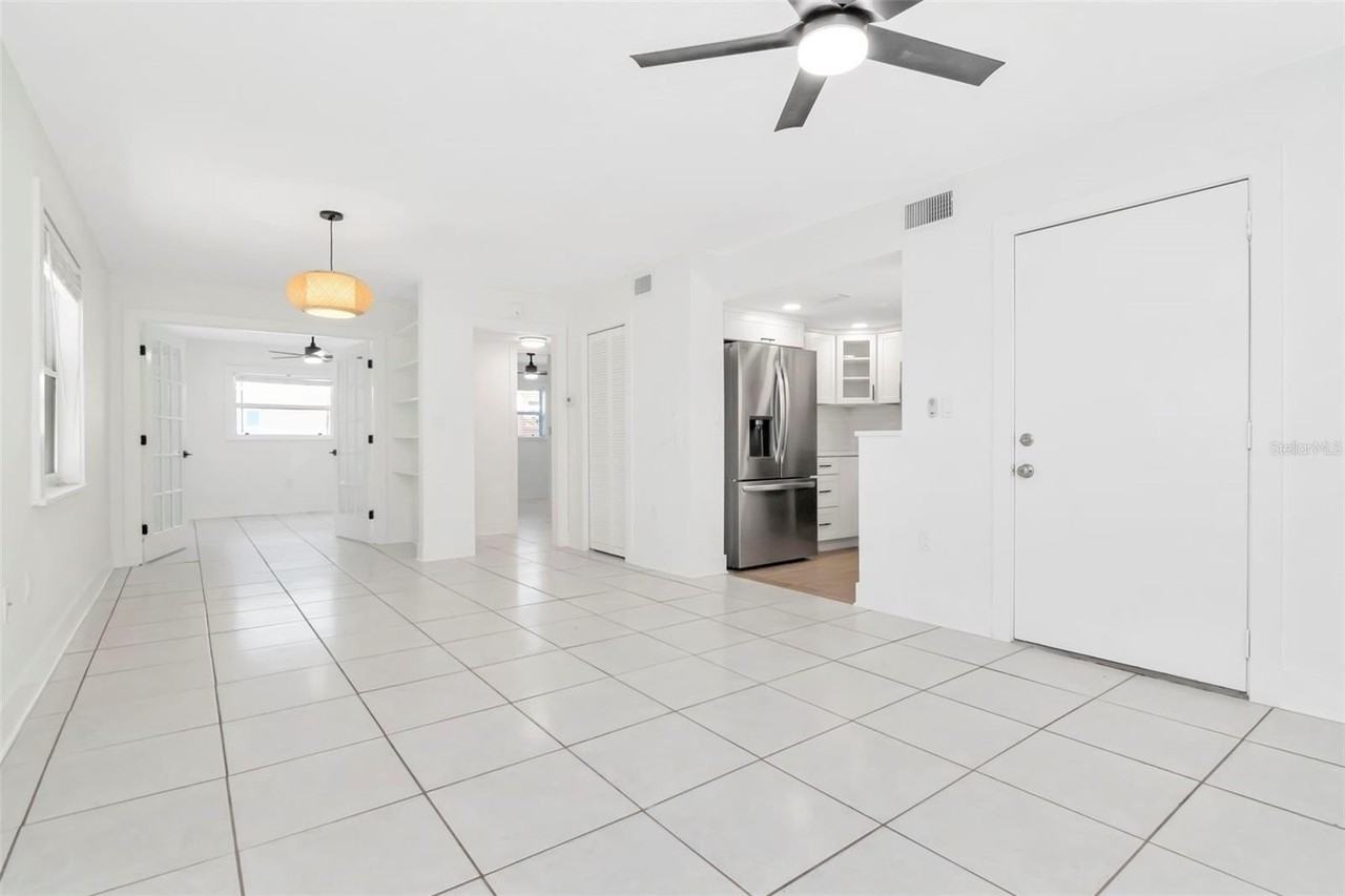 3514 Gulf Blvd #3 - Photo 4 of 20