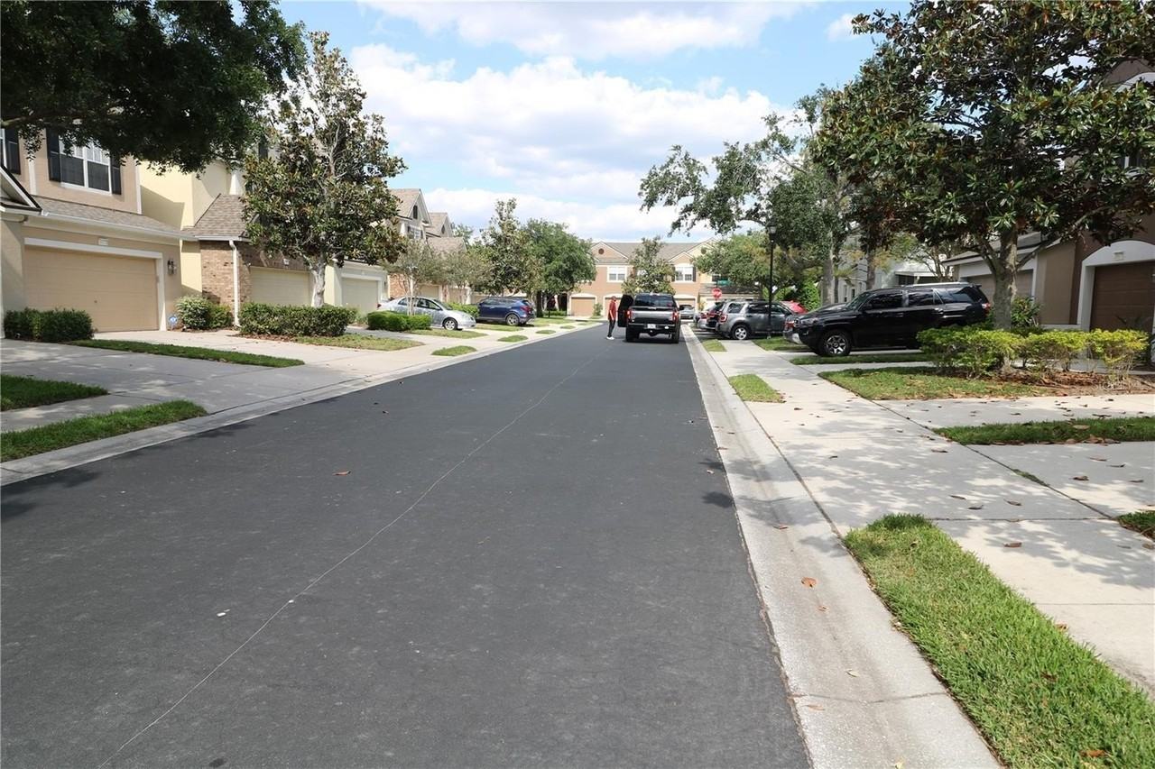 10165 Haverhill Ridge Dr - Photo 3 of 33