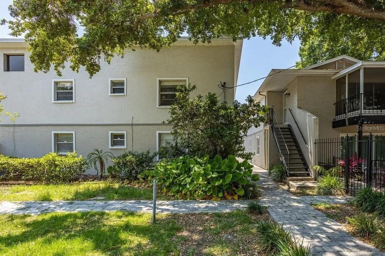 1011 S Moody Ave #12 - Photo 2 of 17