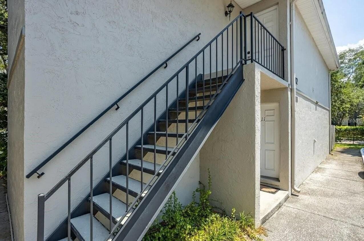 1011 S Moody Ave #12 - Photo 3 of 17