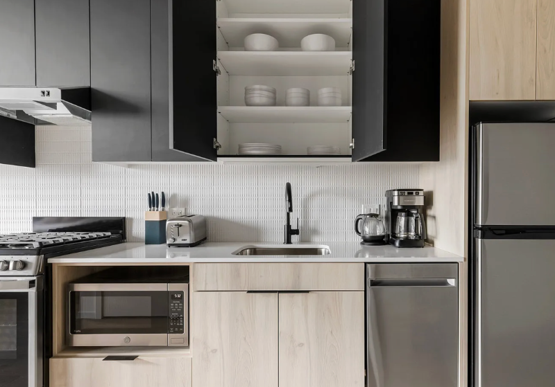 171 N Morgan St - Photo 5 of 20