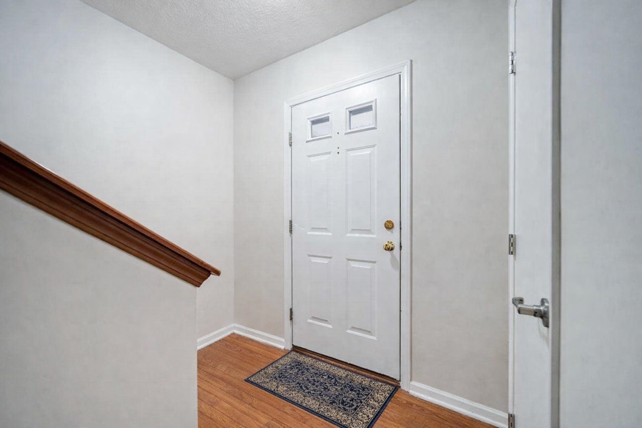 8602 Smokey Hollow Dr - Photo 2 of 20