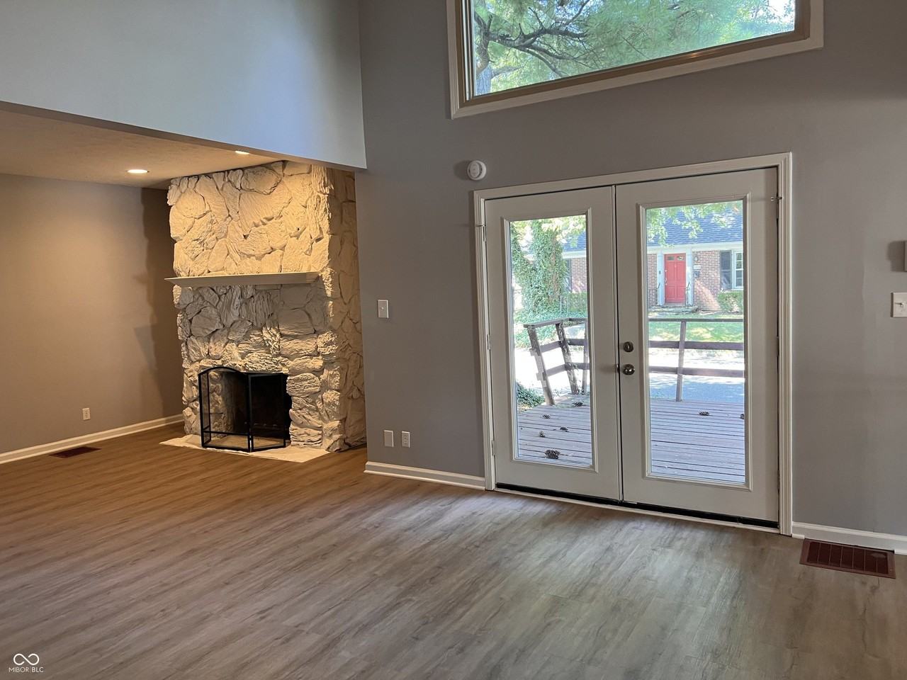 1402 Kessler Boulevard East Dr - Photo 7 of 23