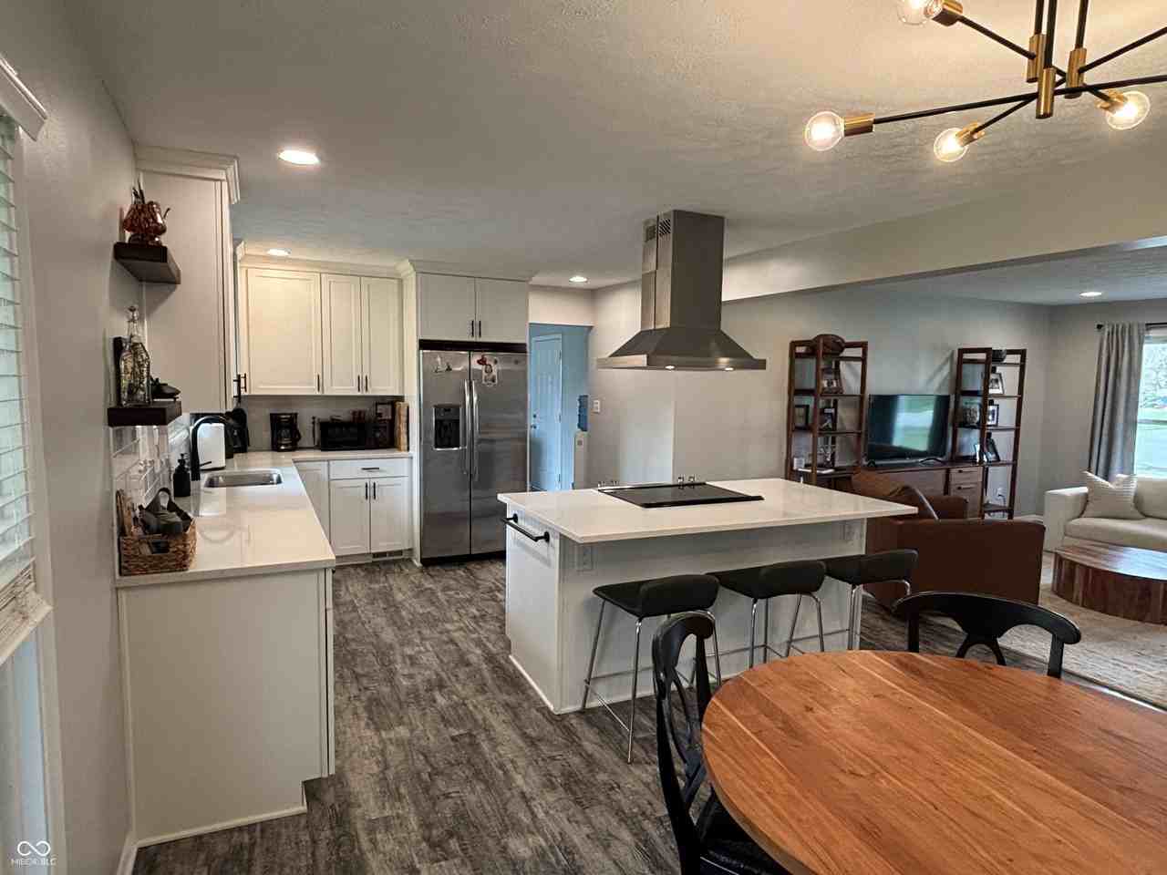 41 Blairsden Ave - Photo 6 of 38