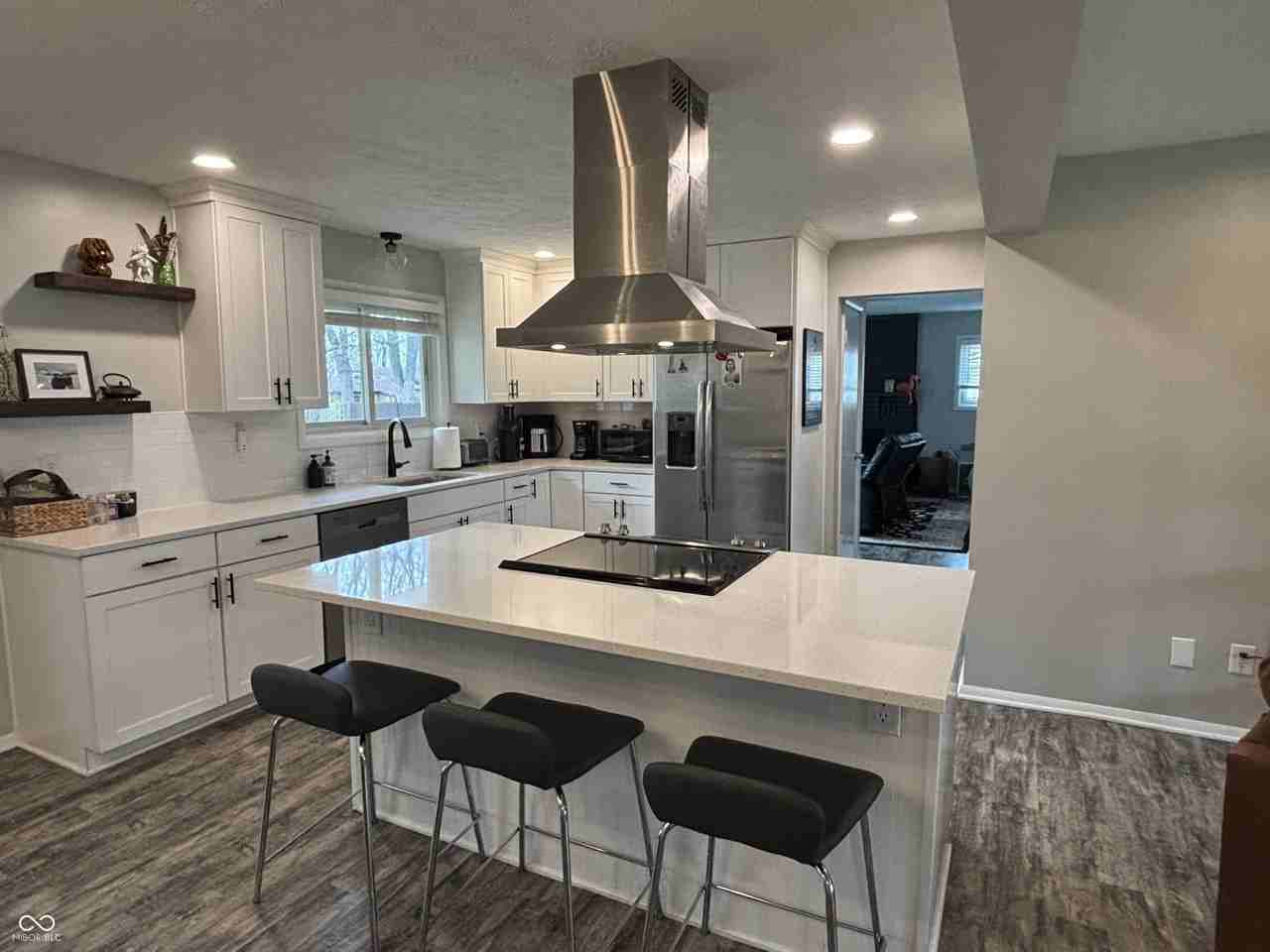 41 Blairsden Ave - Photo 7 of 38