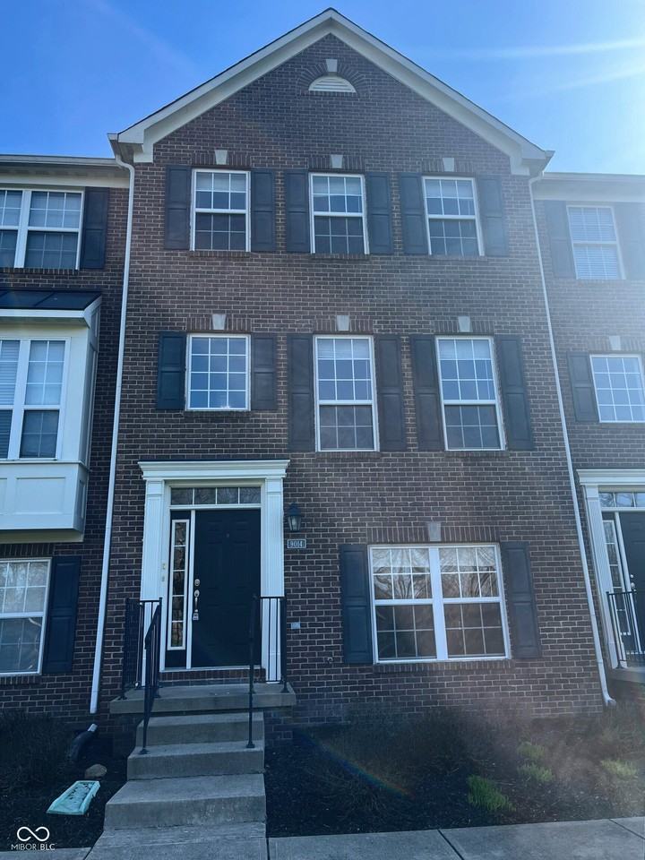 9014 Mercer Dr - Photo 2 of 19