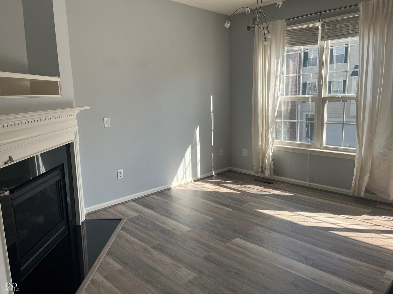 9014 Mercer Dr - Photo 4 of 19