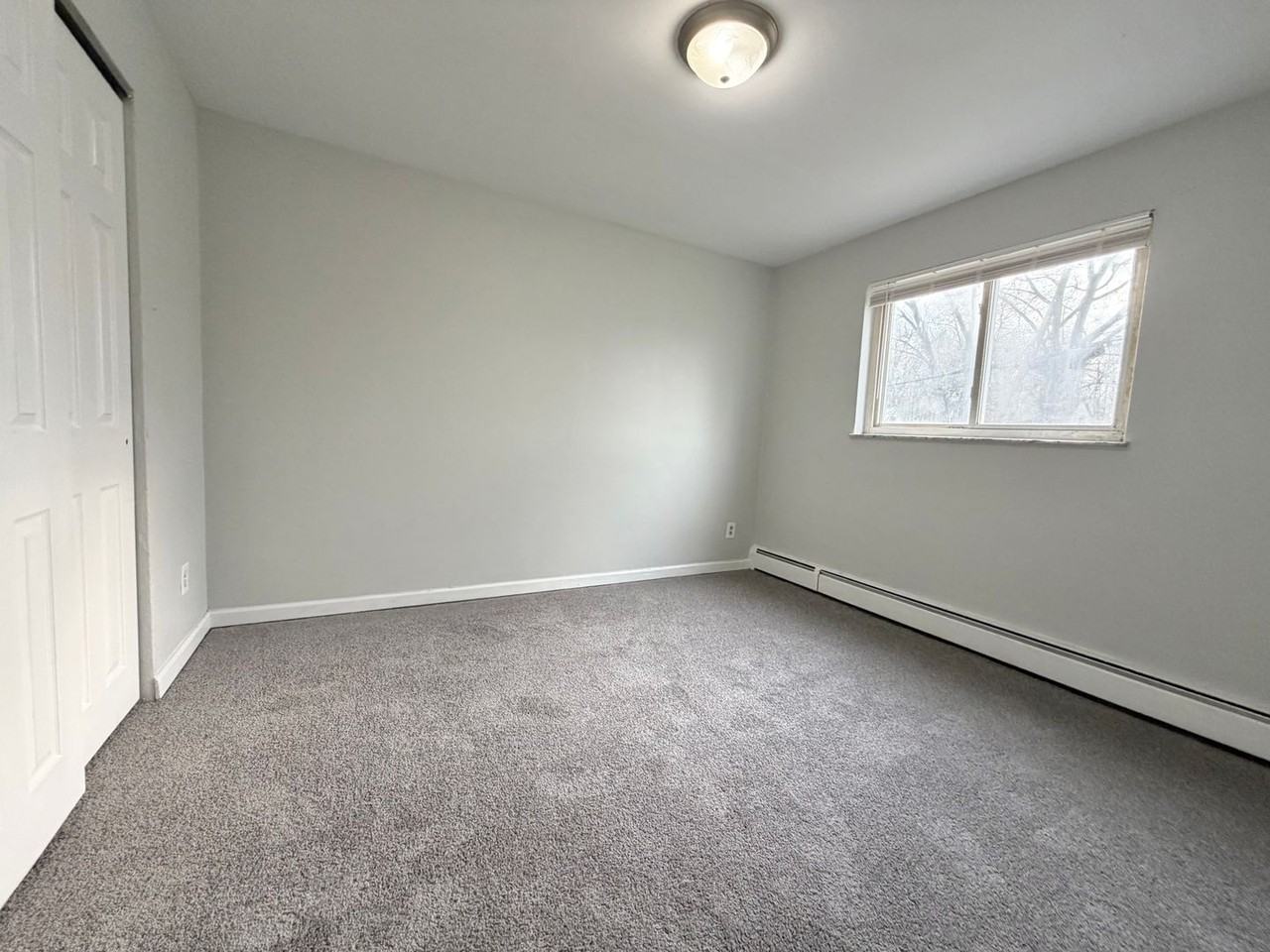 Clovernook Chateau Apartments - Photo 5 of 13