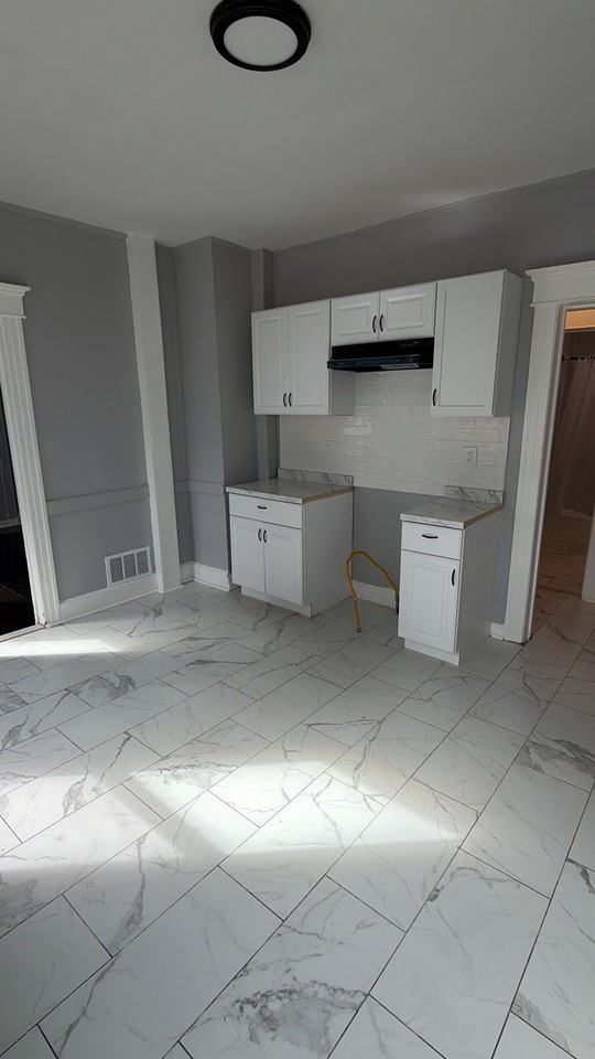 153 Lombard St #1 - Photo 5 of 10