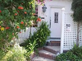 featured image of 7714 Waring Ave #1