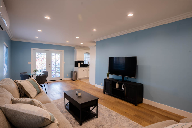 3666 5th Ave #MAIN - Photo 2 of 13