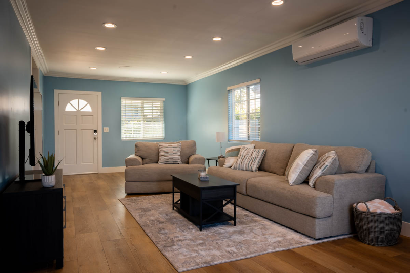 3666 5th Ave #MAIN - Photo 3 of 13