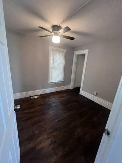 636 Florence St - Photo 7 of 19